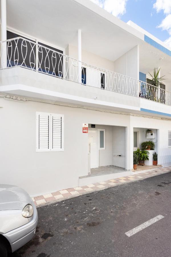 Home2Book Angy'S Seaside Home, Candelaria Araya  Bagian luar foto